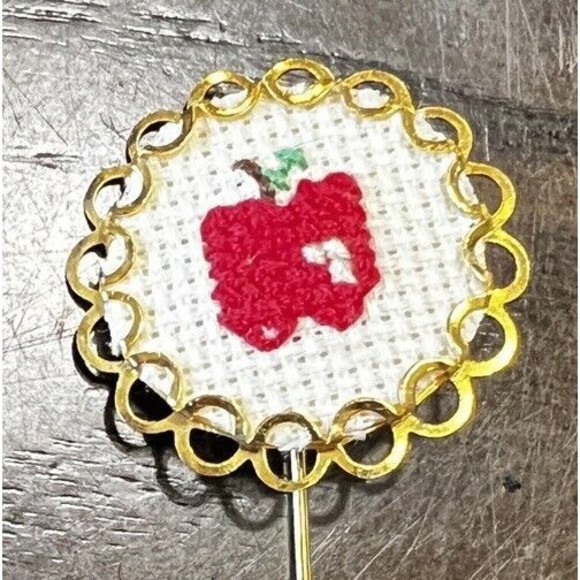 Vintage Stick Pin Apple Cross Stitch Gold Tone Jewelry Teacher Gift Lapel Brooch - Picture 2 of 4